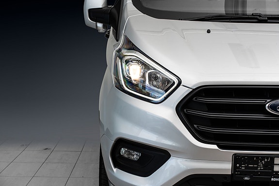 Ford Transit Custom 4 of 23