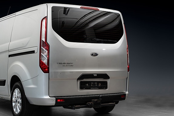 Ford Transit Custom 7 of 23