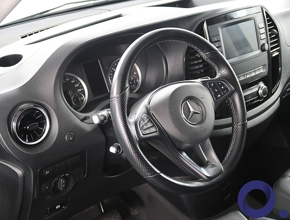 Mercedes-Benz Vito 119 12 of 28