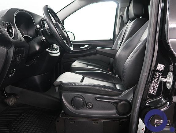Mercedes-Benz Vito 119 11 of 28