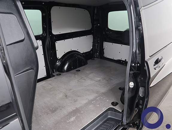 Mercedes-Benz Vito 119 23 of 28