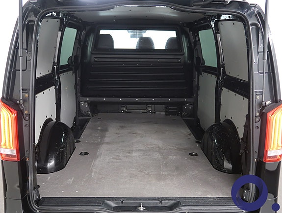 Mercedes-Benz Vito 119 24 of 28