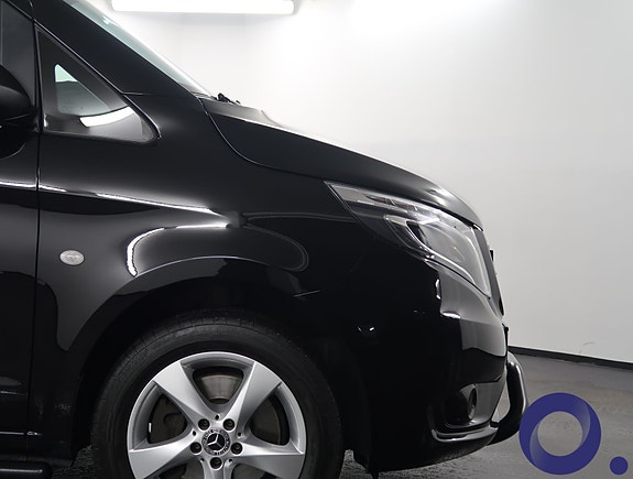 Mercedes-Benz Vito 119 2 of 28