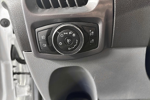 Ford Transit 18 of 22