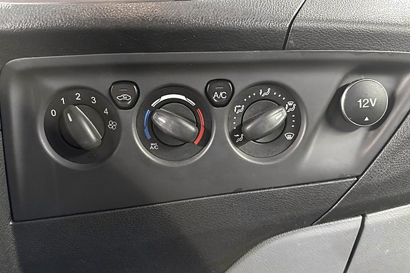 Ford Transit 21 of 22