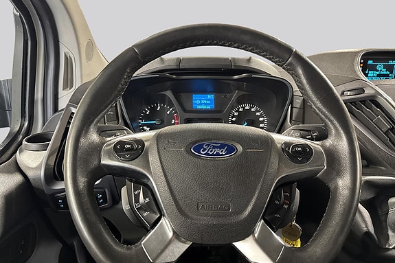 Ford Transit 8 of 22