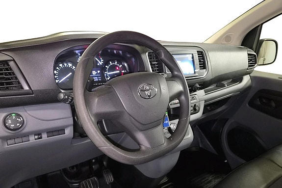Toyota Proace 10 of 30