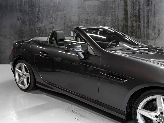 Mercedes-Benz SLK200 6 of 18