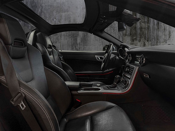 Mercedes-Benz SLK200 17 of 18