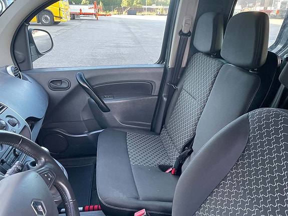 Renault Kangoo 19 of 19