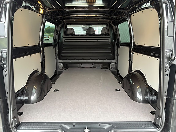 Mercedes-Benz Vito 6 of 19