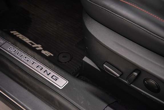 Ford Mustang Mach-E 20 of 27