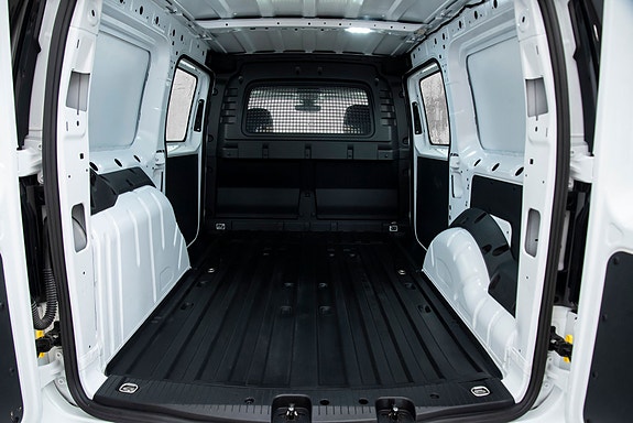 Ford Transit Connect 10 of 21