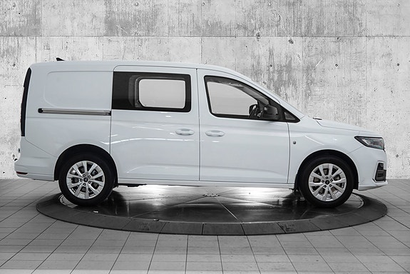 Ford Transit Connect 6 of 21