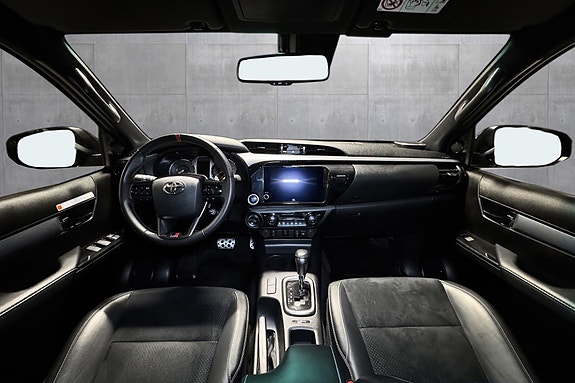 Toyota HiLux 9 of 22