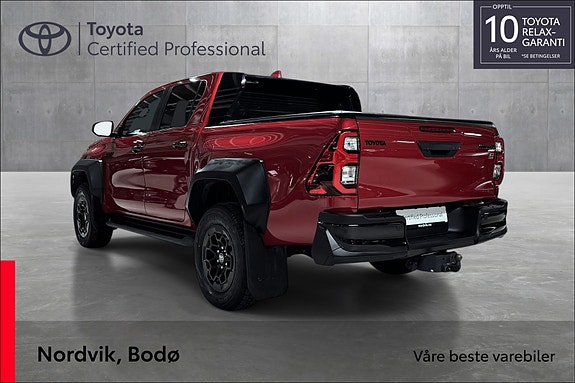 Toyota HiLux 3 of 22