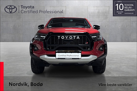 Toyota HiLux 7 of 22