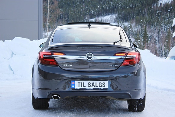 Opel Insignia 25 of 26