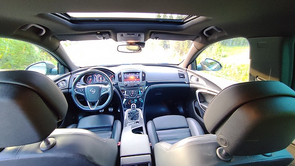 Opel Insignia 11 of 26