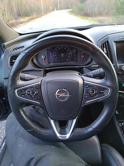 Opel Insignia 12 of 26