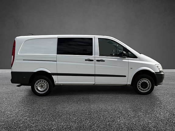 Mercedes-Benz Vito 113 8 of 19
