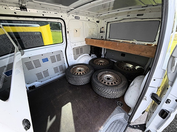 Mercedes-Benz Vito 113 17 of 19