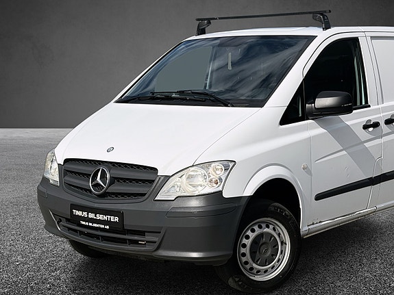 Mercedes-Benz Vito 113 2 of 19