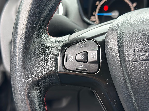 Ford Fiesta 22 of 25