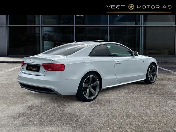 Audi A5 8 of 30