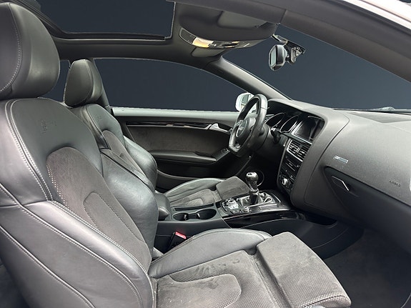 Audi A5 14 of 30