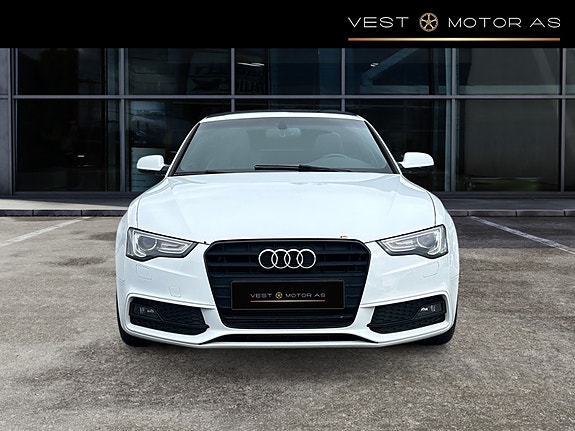 Audi A5 2 of 30