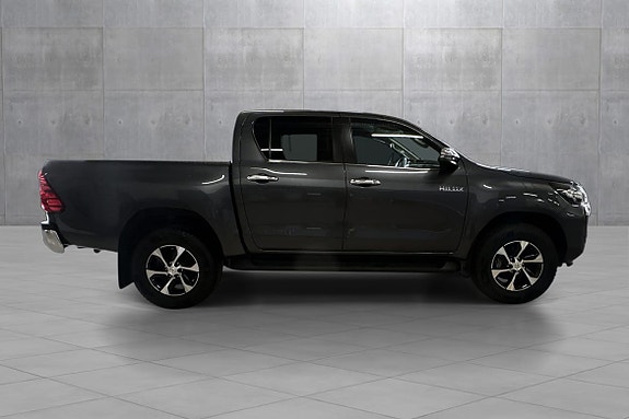 Toyota HiLux 6 of 19