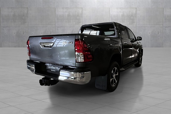 Toyota HiLux 5 of 19