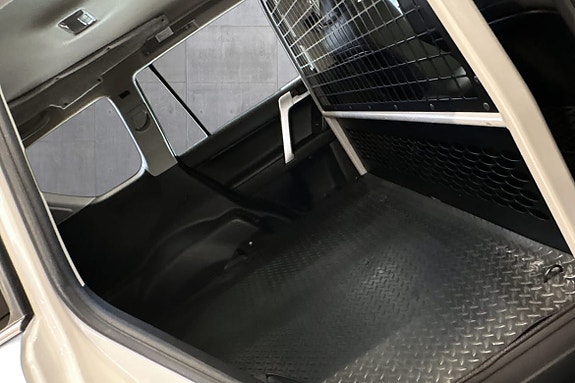 Toyota Land Cruiser 15 of 19