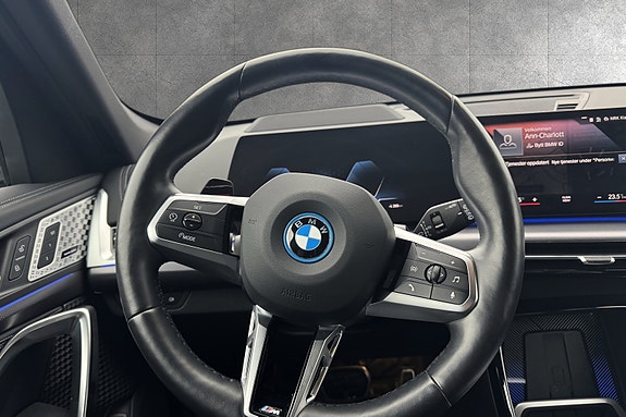 BMW iX1 14 of 30