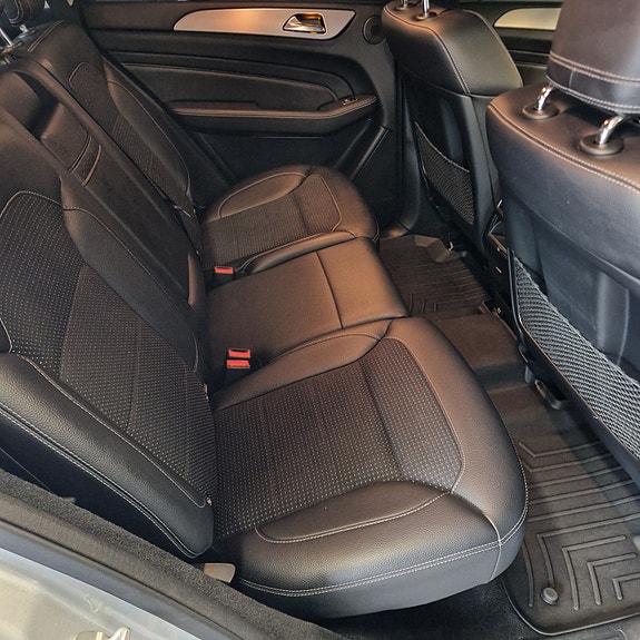 Mercedes-Benz ML250 21 of 25