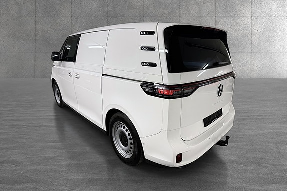 Volkswagen ID. Buzz 7 of 30