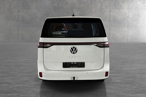 Volkswagen ID. Buzz 8 of 30