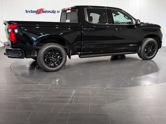 Chevrolet Silverado 1500 8 of 30