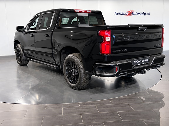Chevrolet Silverado 1500 5 of 30