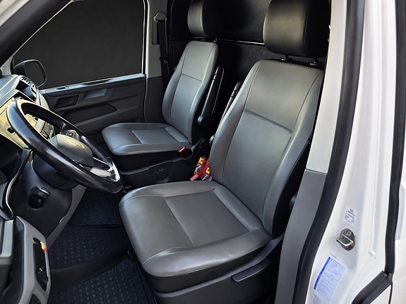 Volkswagen Transporter 14 of 30