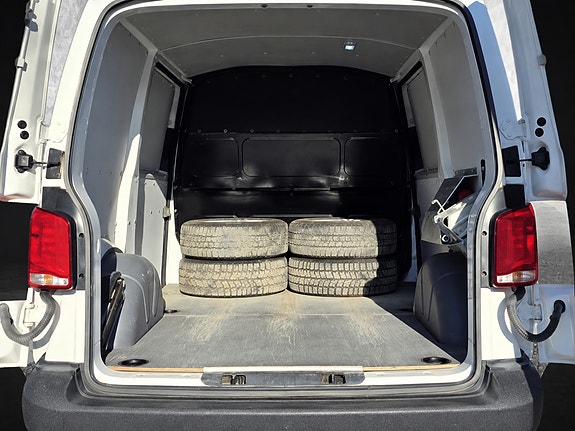 Volkswagen Transporter 20 of 30