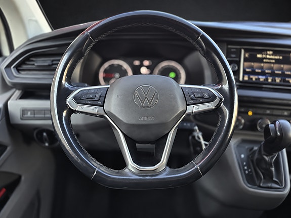 Volkswagen Transporter 24 of 30