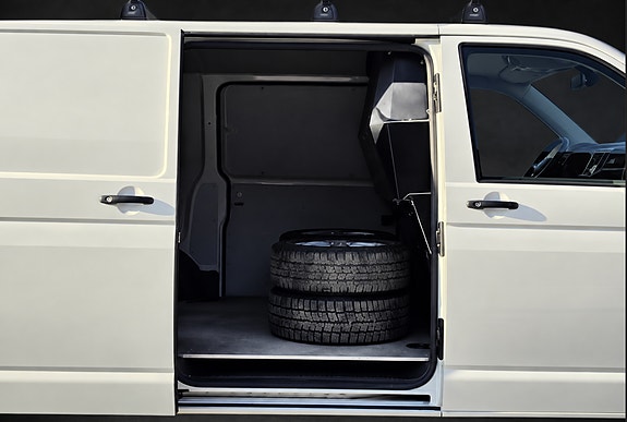 Volkswagen Transporter 21 of 30