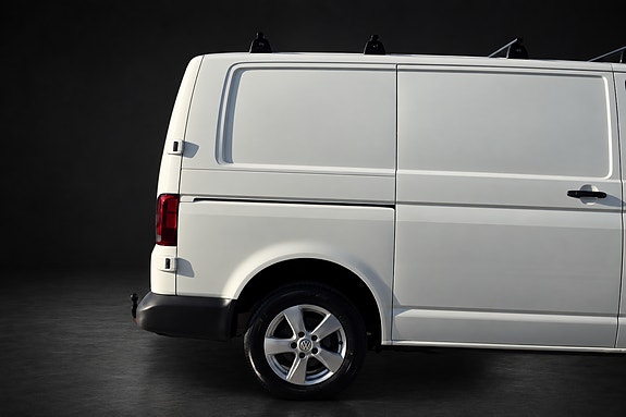 Volkswagen Transporter 10 of 30
