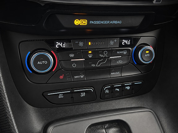 Ford Transit Connect 22 of 23