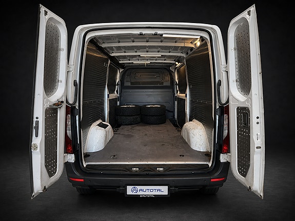 Mercedes-Benz Sprinter 13 of 20