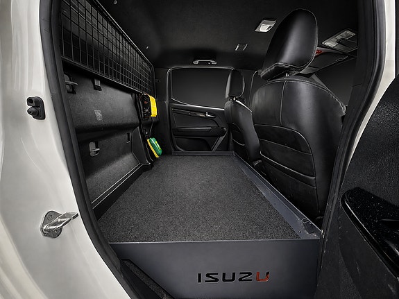 Isuzu D-max 11 of 30