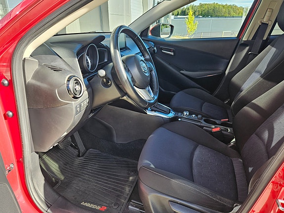 Mazda 2 6 of 23