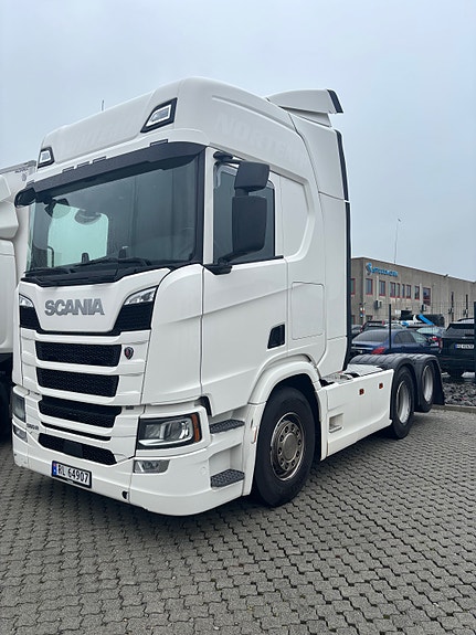 Scania R 560 3 of 5